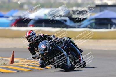 media/Oct-09-2022-SoCal Trackdays (Sun) [[95640aeeb6]]/Turn 2 (1110am)/